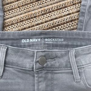Old Navy Jeans - Old Navy Midrise Rockstar Jean leggings Old Navy Jeans - Old Navy Midrise Rockstar Jean leggings